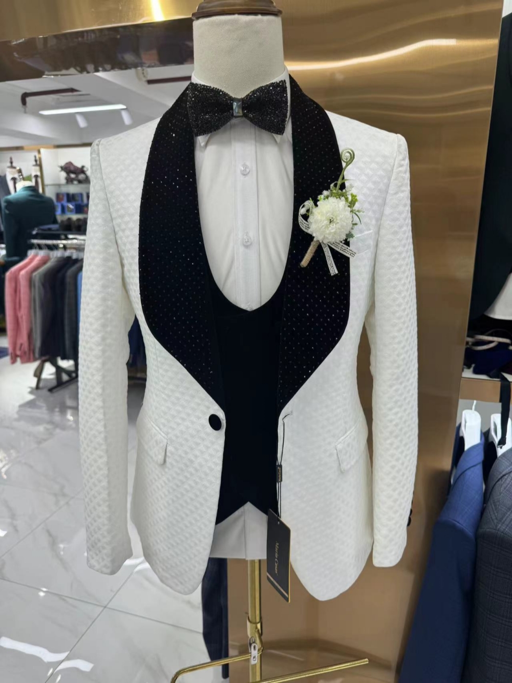 New Luxurious Beaded Tuxedo 3  - مراجعة Men Formal Wear Pants وسعره