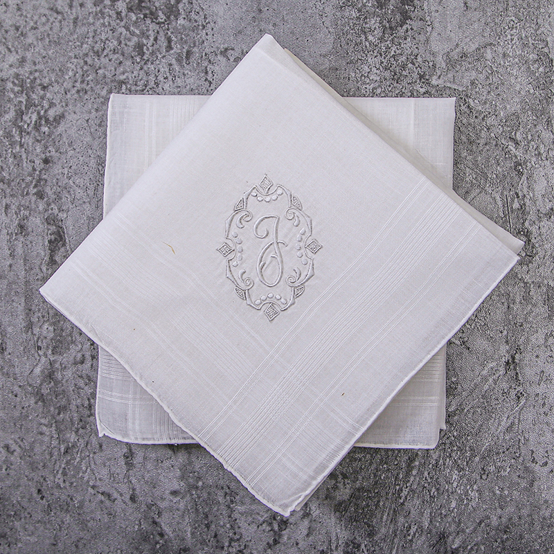 Set of 2pcs Luxurious, Elegant - مراجعة Monogrammed Handkerchief وسعره
