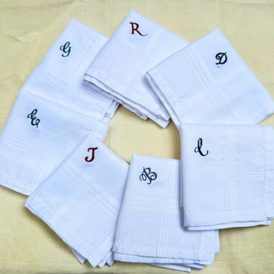 Monogrammed Handkerchief for M - مراجعة Monogrammed Handkerchief وسعره